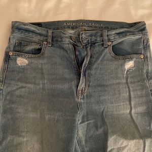 American eagle ripped mom jeans